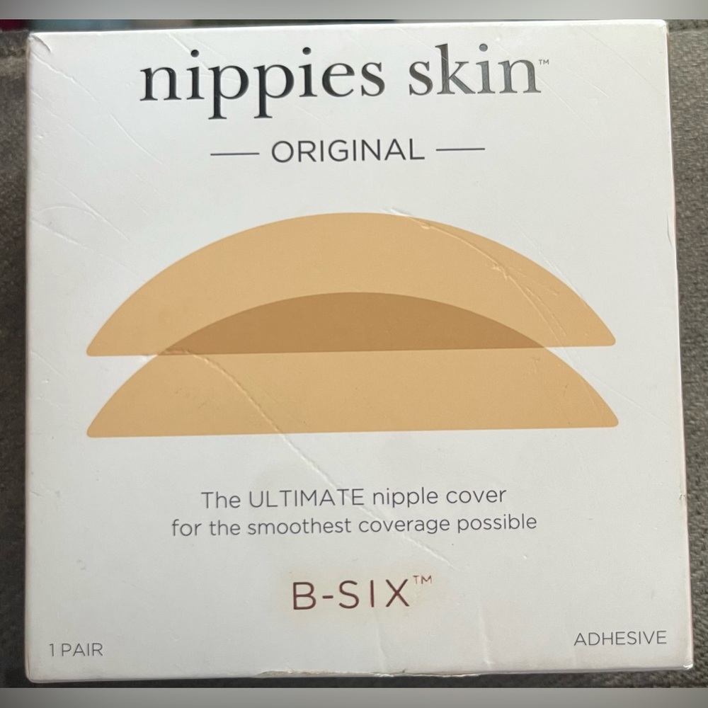 NWT - NIPPIES Skin | Original Nipple Covers Reusable | Size S/M
